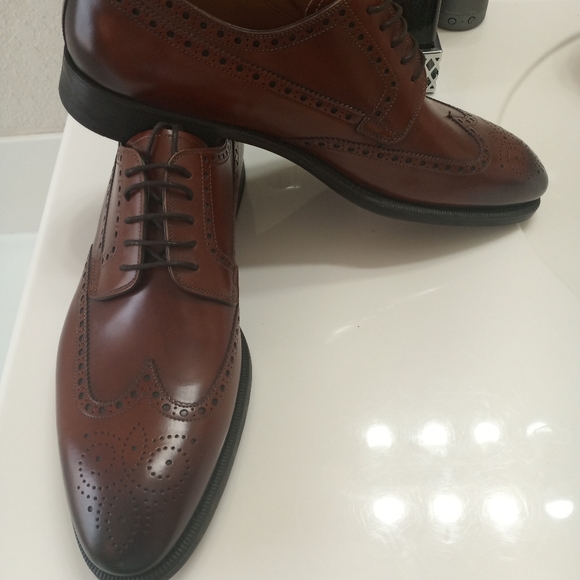 Magnanni by Saks Fifth Avenue Men's Dress Shoes - Picture 2 of 5